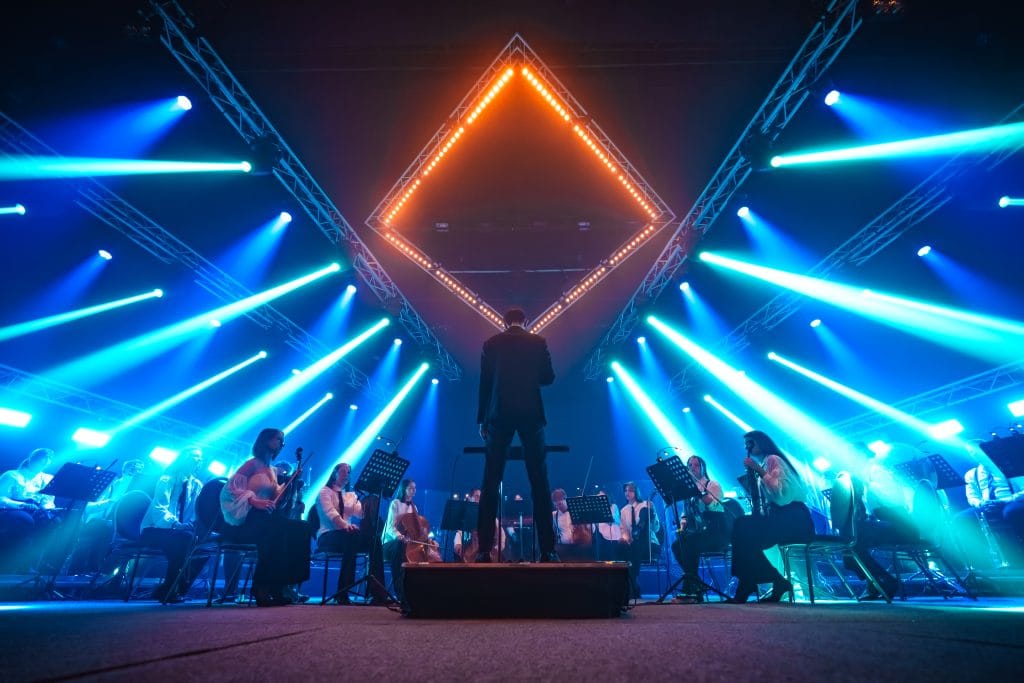 Pirmo reizi Rīgā notiks lielkoncerts “Hollywood Music Experience”